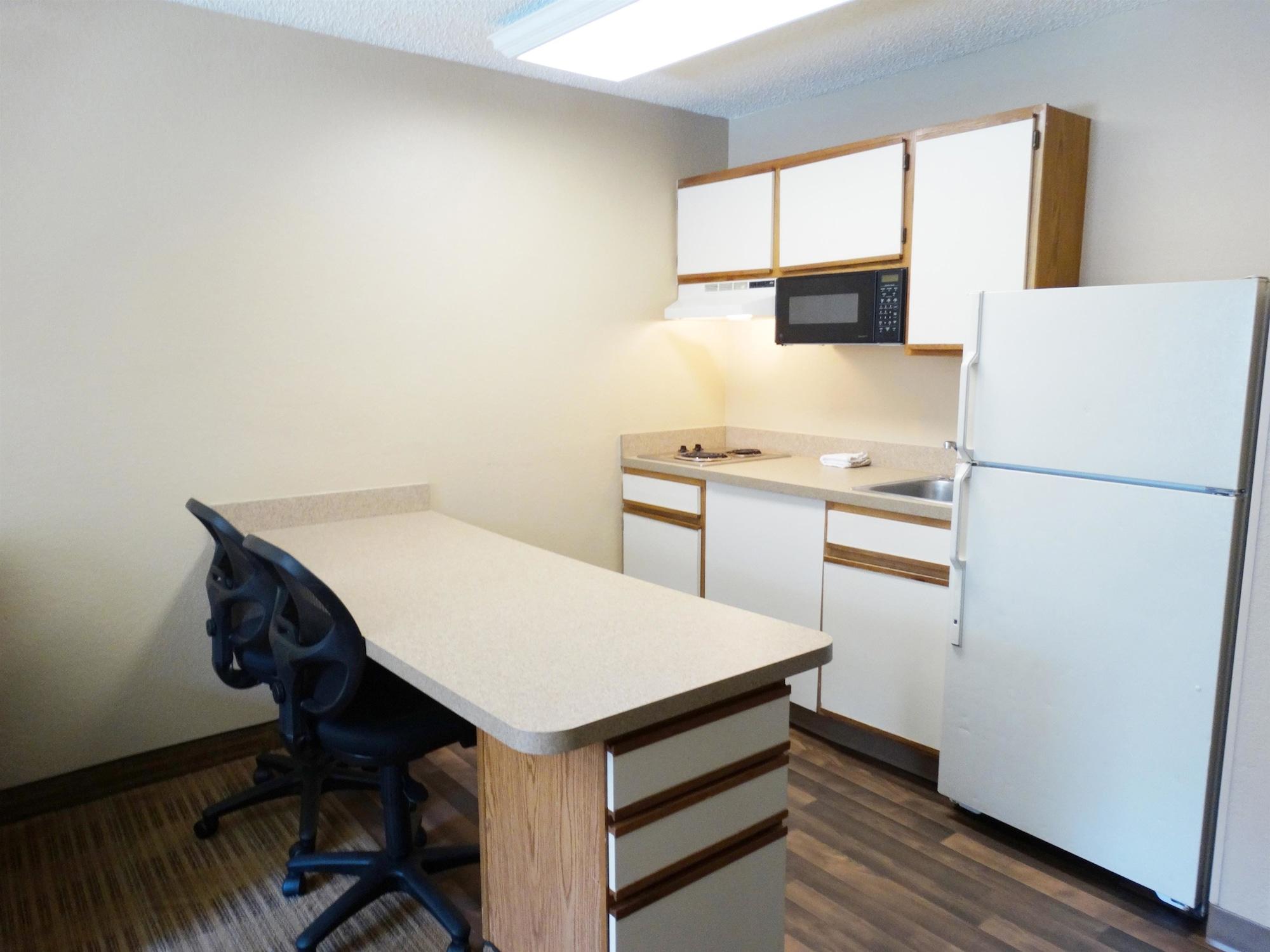 Extended Stay America Suites - Louisville - Alliant Avenue Exterior foto