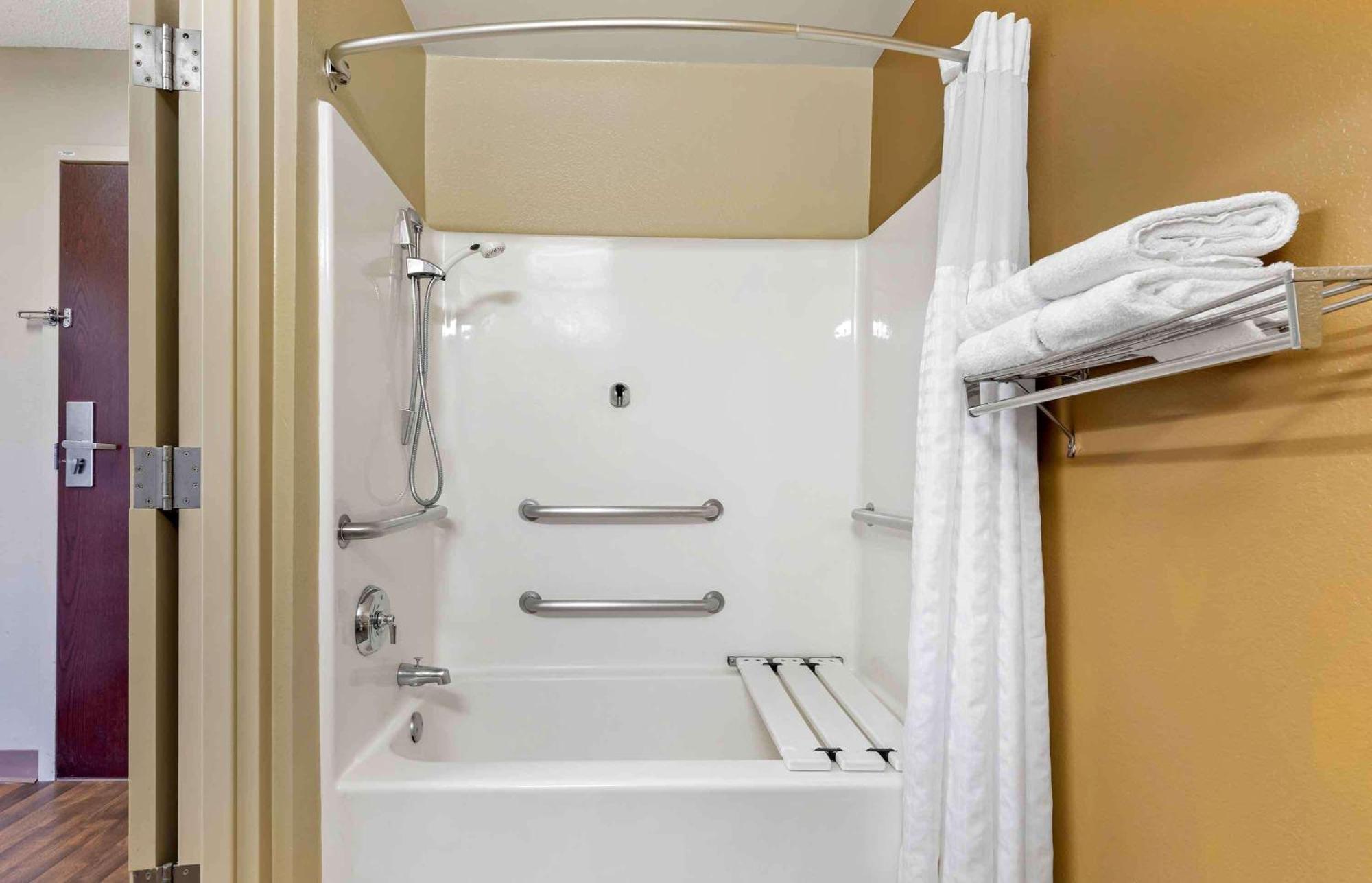 Extended Stay America Suites - Louisville - Alliant Avenue Exterior foto